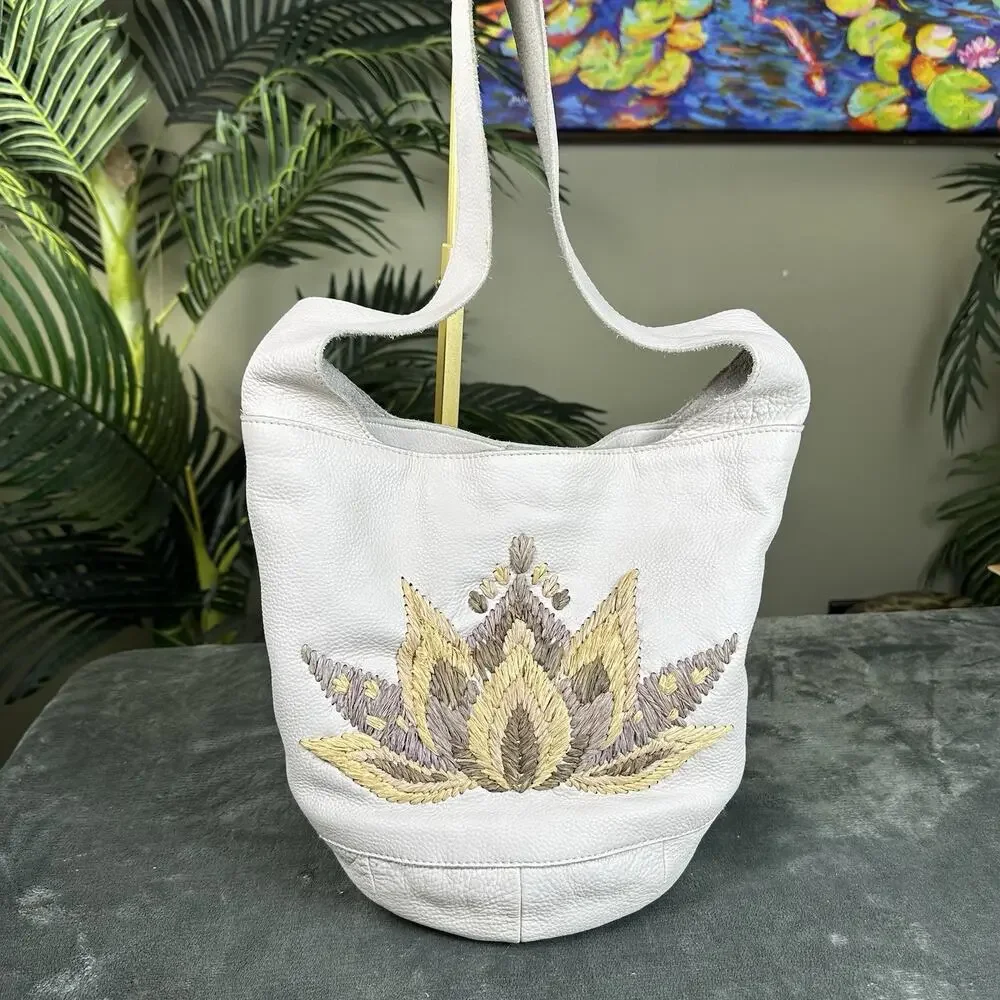 the Sak Leather Hobo bucket Ivory soft Straw embelishment hippie